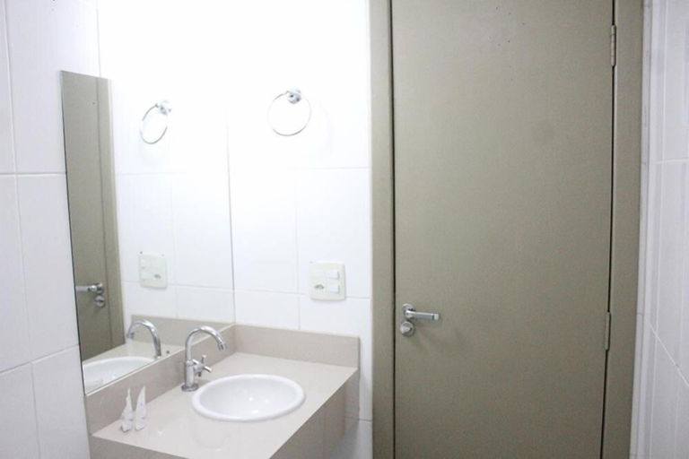 Bathroom 5, Excellence Comfort Hotel, Divinópolis