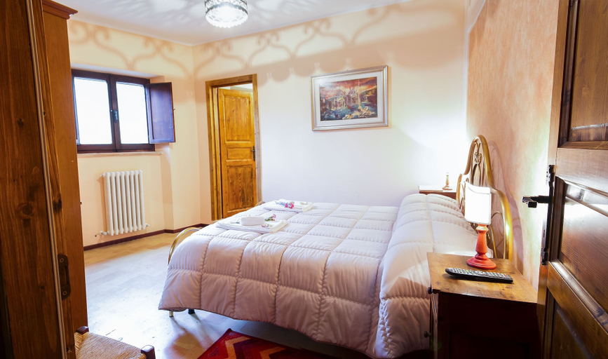 Bedroom 3, All'Ombra di San Damiano, Perugia