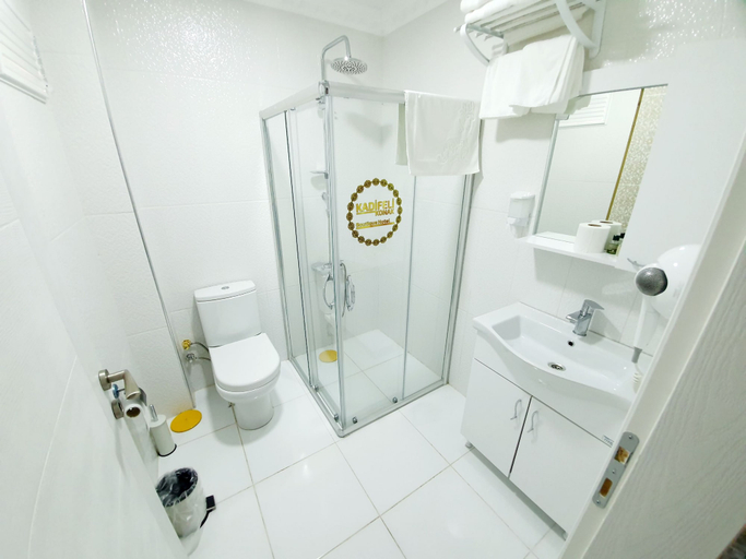 Bathroom, KADİFELİ KONAK OTEL, Kartepe