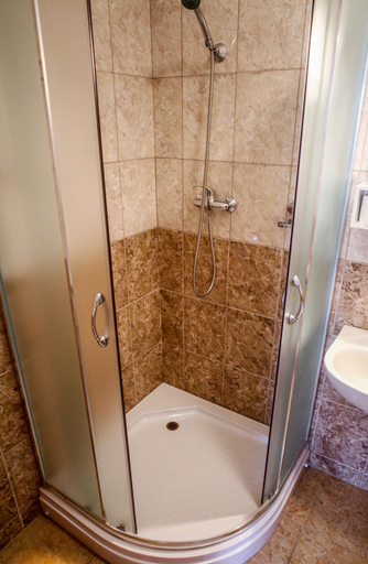 Bathroom 4, Silver Hotel Budapest City Center, Budapesti