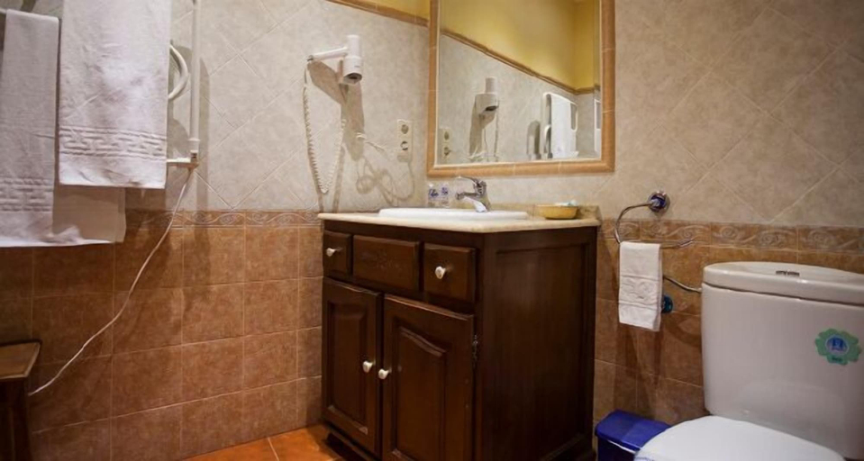 Bathroom, Hotel Casa Rural San Anton, Madrid