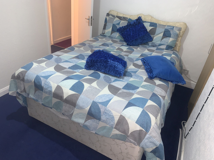 Bedroom 2, Red Rose Self-service, Wigan