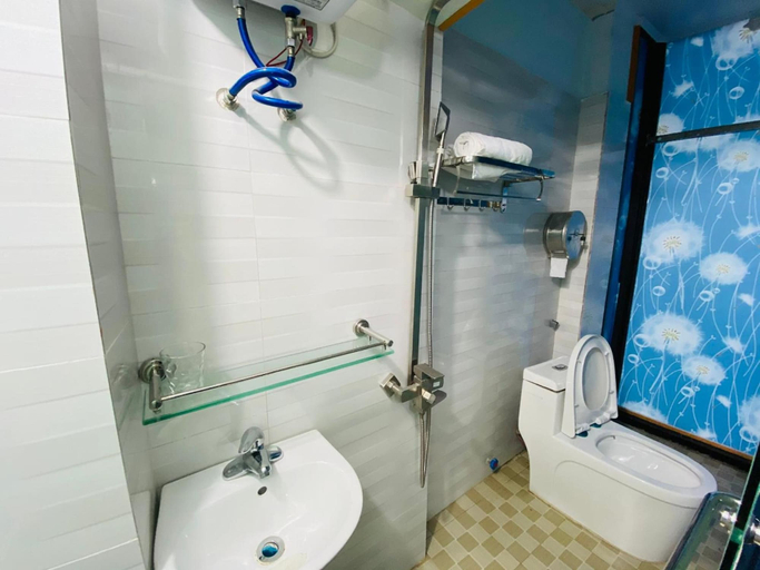 Bathroom 4, Haiphong Backpacker Hostel, Hồng Bàng