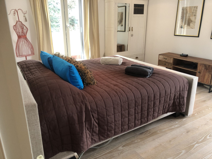Bedroom, Remarkable 4-bed Villa in Bellano, Lecco