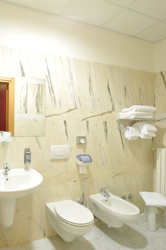 Bathroom 5, Hotel HDomus, Verona