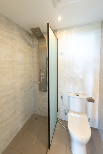 Bathroom 4, Funplace Beach, Kaafu Atoll