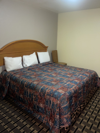 Bedroom 4, Inn At Mexia, Limestone