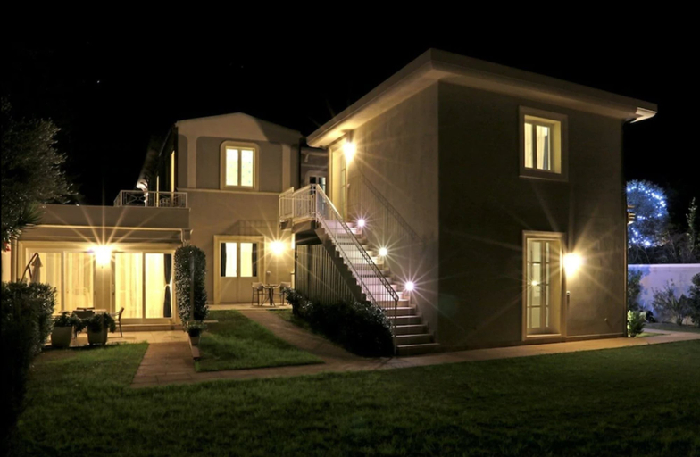 Exterior & Views 2, La Villa del Mare, Cagliari