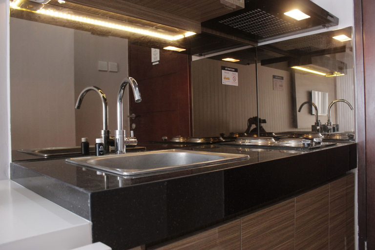 Others 4, Gorgeous Studio Gateway Pasteur Apartment with Mountain View, Bandung