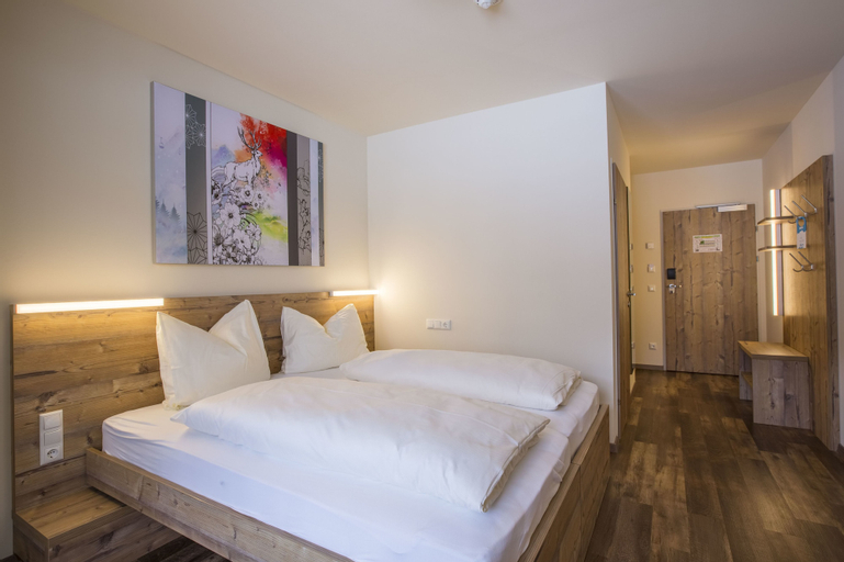 Bedroom 14