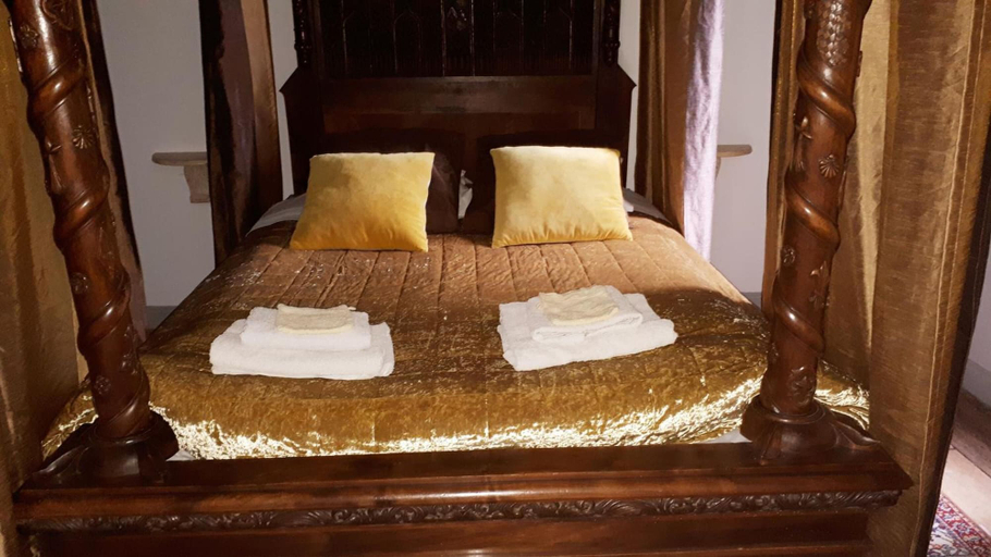 Bedroom 4, Chambres d'hôtes La Cure du Maine Charles, Charente