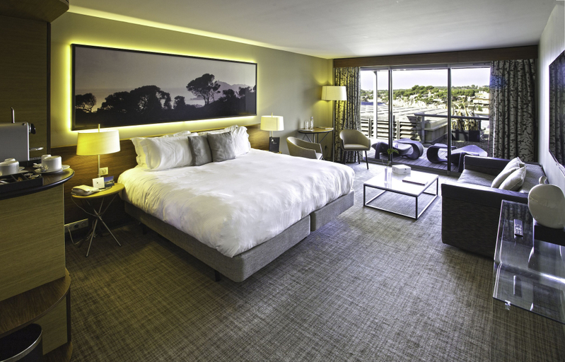 Bedroom 3, Hôtel & Spa - Thalazur Bandol Ile Rousse, Var