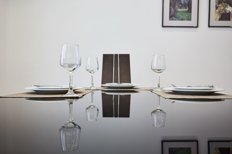 Others 5, Luxurious Spacious Apt next  Hilton Area, Attica