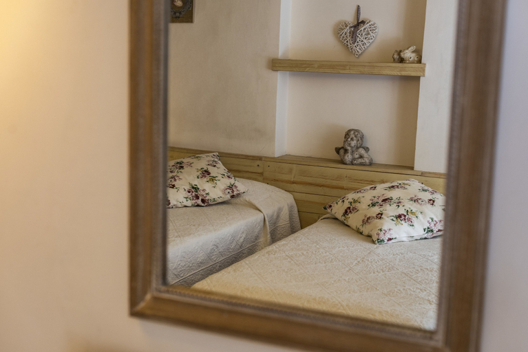 Bedroom 4, B&B San Remigio Firenze, Florence
