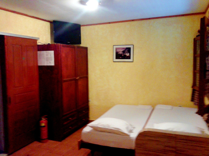 Bedroom 2, Sunrise Apartments, Crete