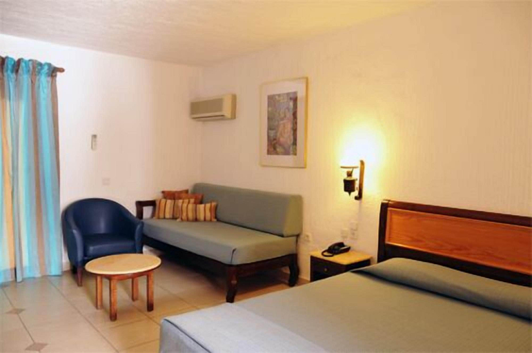 Bedroom 3, Hersonissos Maris, Crete
