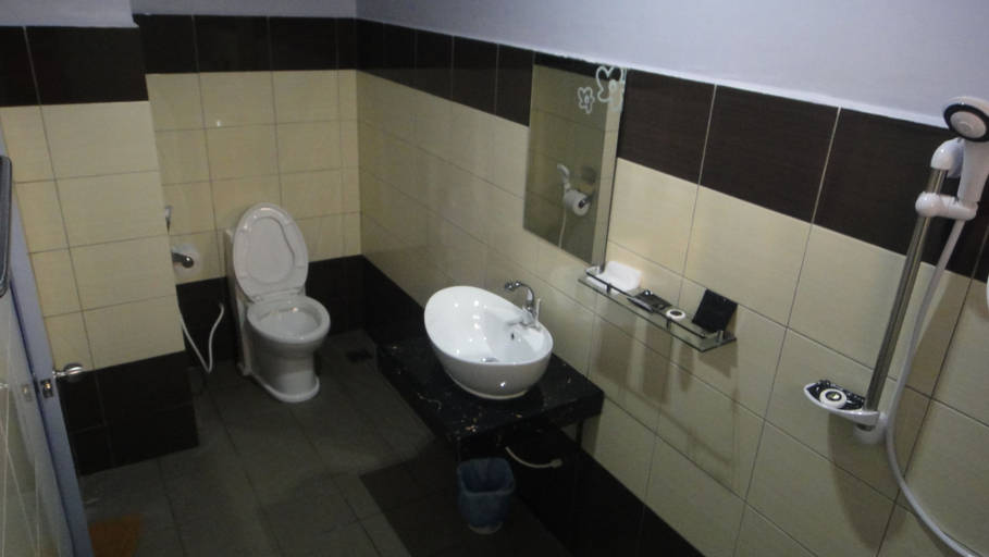 Bathroom 4, Micasa Hotel, Labuan