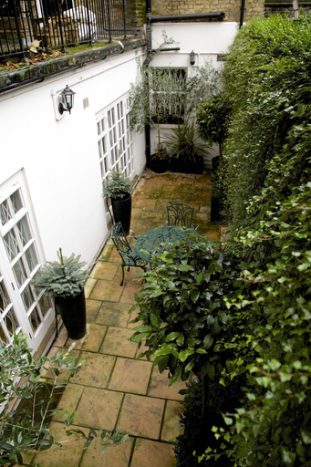 Others 4, A Place Like Home - Two Bedroom Flat near Gloucester Road, London