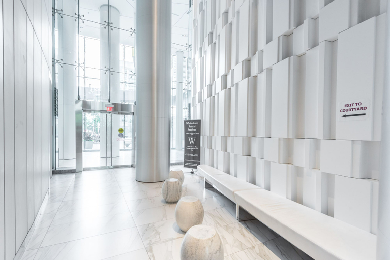 Others 5, Noel Suites - York and Simcoe, Toronto