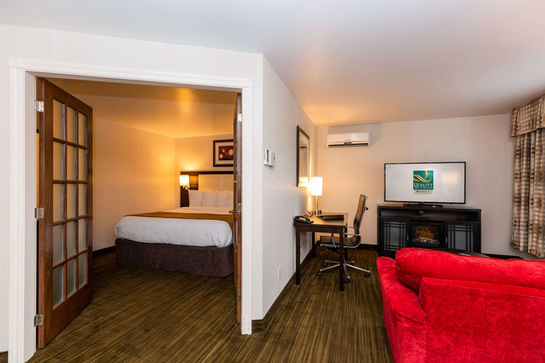 Bedroom 3, Quality Inn & Suites, Matane