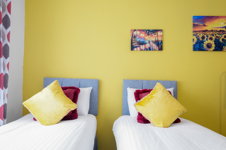Bedroom 2, Fernbank Studios Sudbury Hill Harrow, London