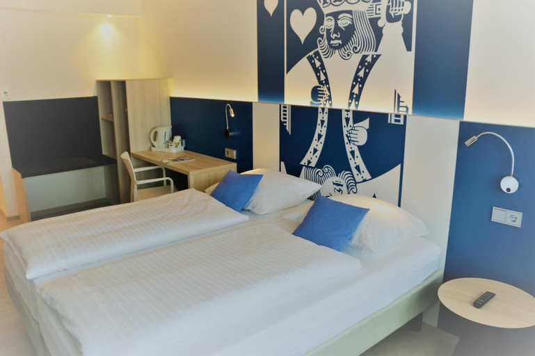 Bedroom 2, Aparthotel Paderborn, Paderborn
