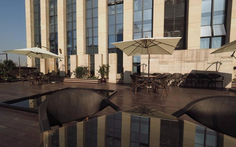 Exterior & Views, KuanRong Luxury Suites Hotel - Daping Times Square, Chongqing