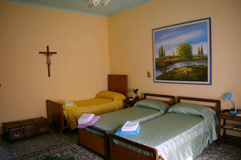 Bedroom 2, B&B Su Semucu, Cagliari