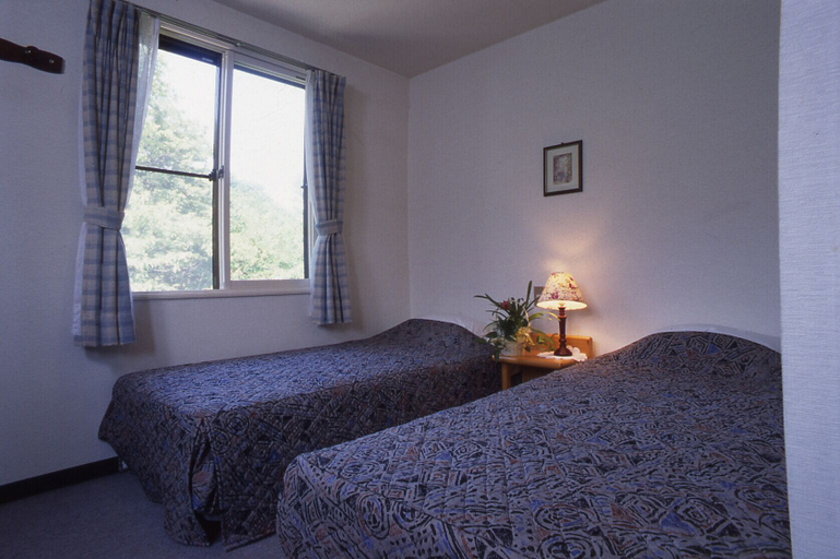 Bedroom, Hotel Salle Empire King, Otari