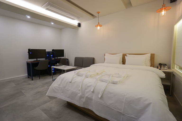 Bedroom 4, E.Kklim Classic Hotel, Pyeongtaek