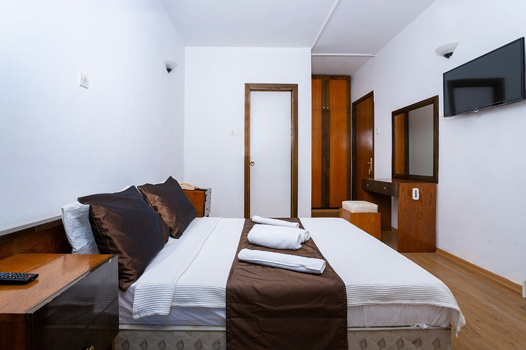 Bedroom 3, Otel Kabasakal, Çeşme