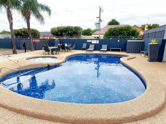Sport & Beauty 2, Addison Motor Inn, Shepparton