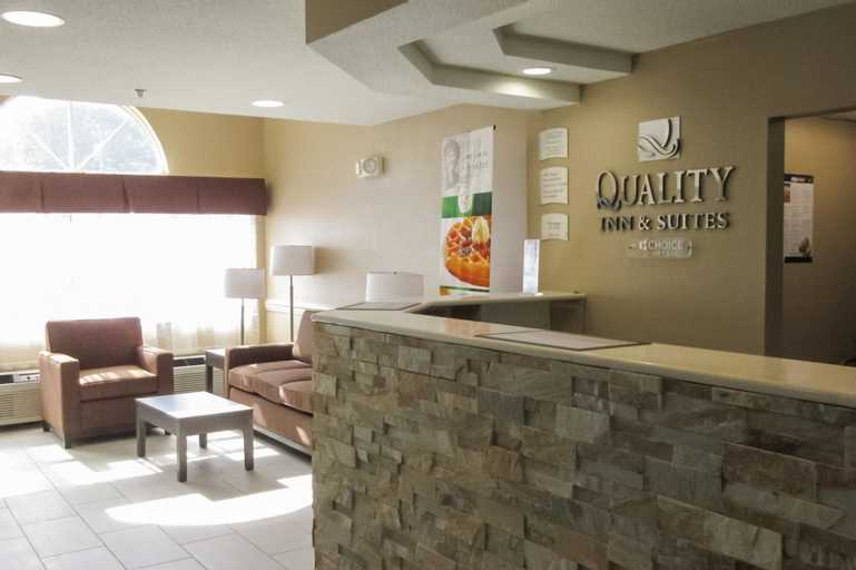 Public Area 2, Quality Inn & Suites Maggie Valley - Cherokee Area, Haywood