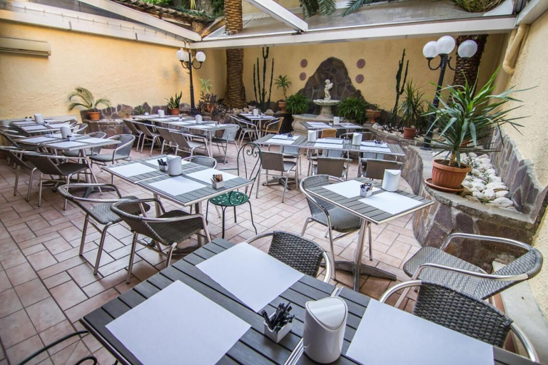 Food & Drinks 5, Hotel Verona, Rome