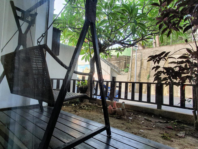 Others 4, 17 Happiness, Pingtung