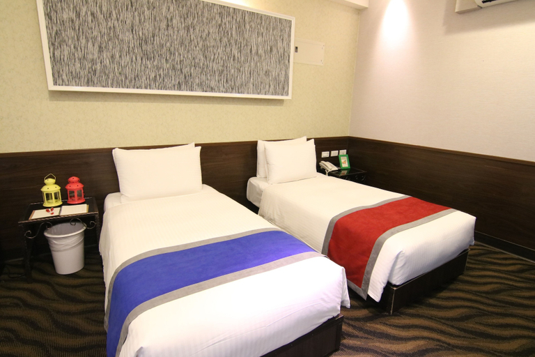 Bedroom 3, Hotel 6 - Ximen, Taipei City