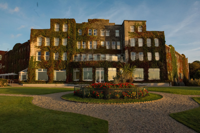 Exterior & Views 2, Carlyon Bay Hotel, Cornwall