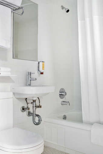 Bathroom 4, The Burrard, Greater Vancouver