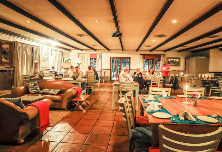 Food & Drinks 5, Nottingham Road Hotel, Umgungundlovu