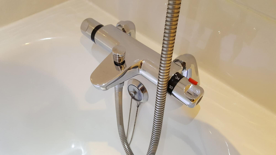 Bathroom 4, Geckos Rest, Cornwall