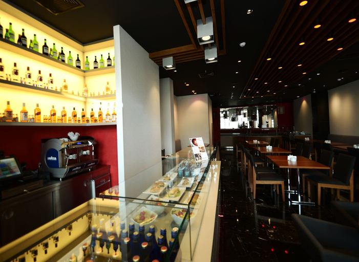 Food & Drinks 5, Ramada Encore by Wyndham Izmir, Balçova