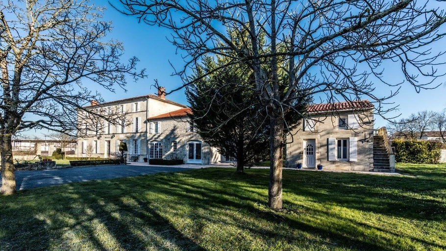 Exterior & Views 2, Domaine du Prieuré, Charente-Maritime