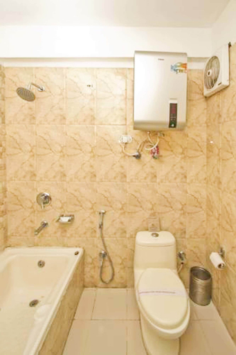 Bathroom 3, Royal Park Resort, Kullu