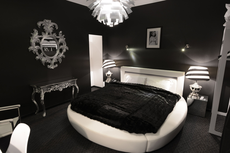 Bedroom 2, Art Hôtel Rochecorbon, Indre-et-Loire