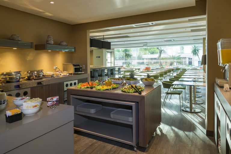 Food & Drinks 5, Hampton by Hilton Barranquilla, Barranquilla