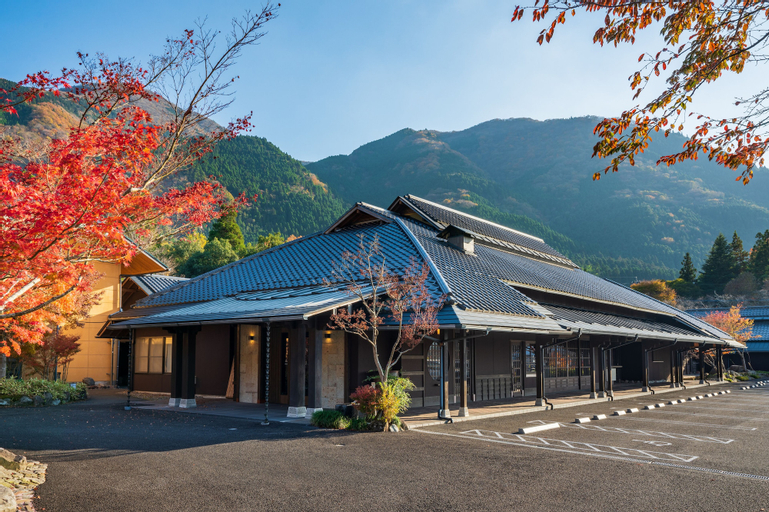 Yufuin Baien Garden Resort, Yufu
