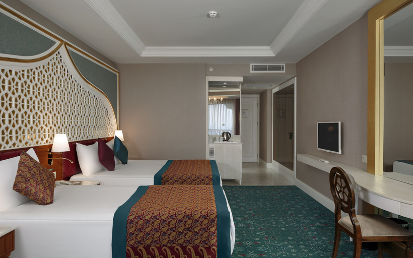 Bedroom 3, Royal Taj Mahal - All Inclusive, Manavgat