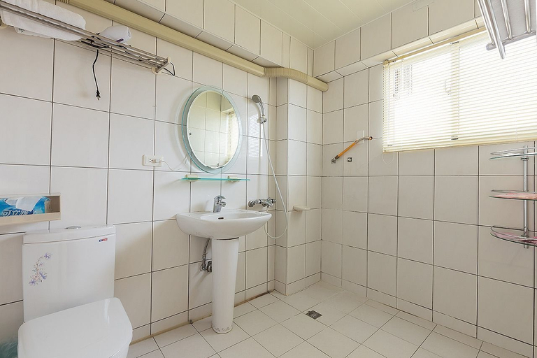 Bathroom 4, Pu-Ser Guesthouse, Hualien