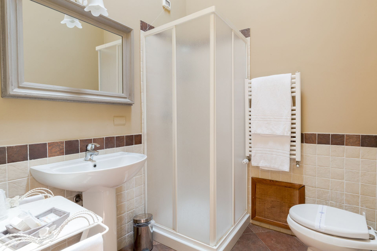 Bathroom 5, Hotel Villa Calandrino, Agrigento