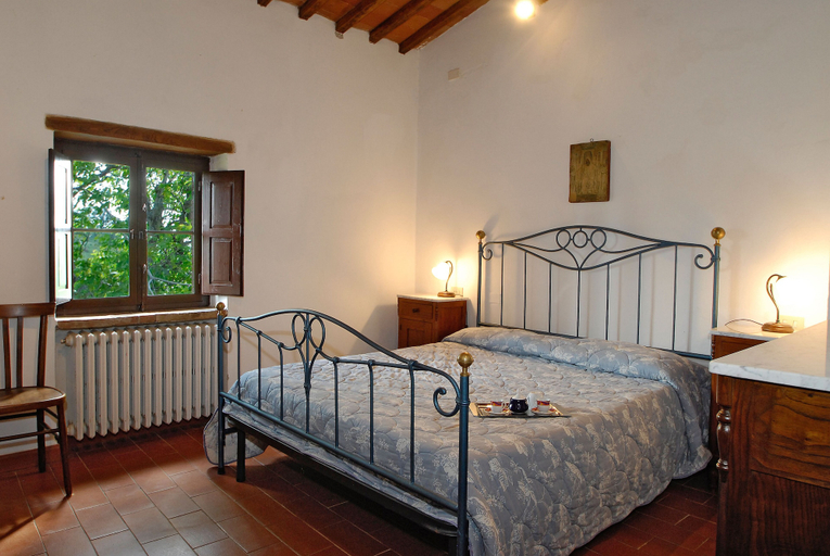 Room 4, Chianti for Four, Arezzo